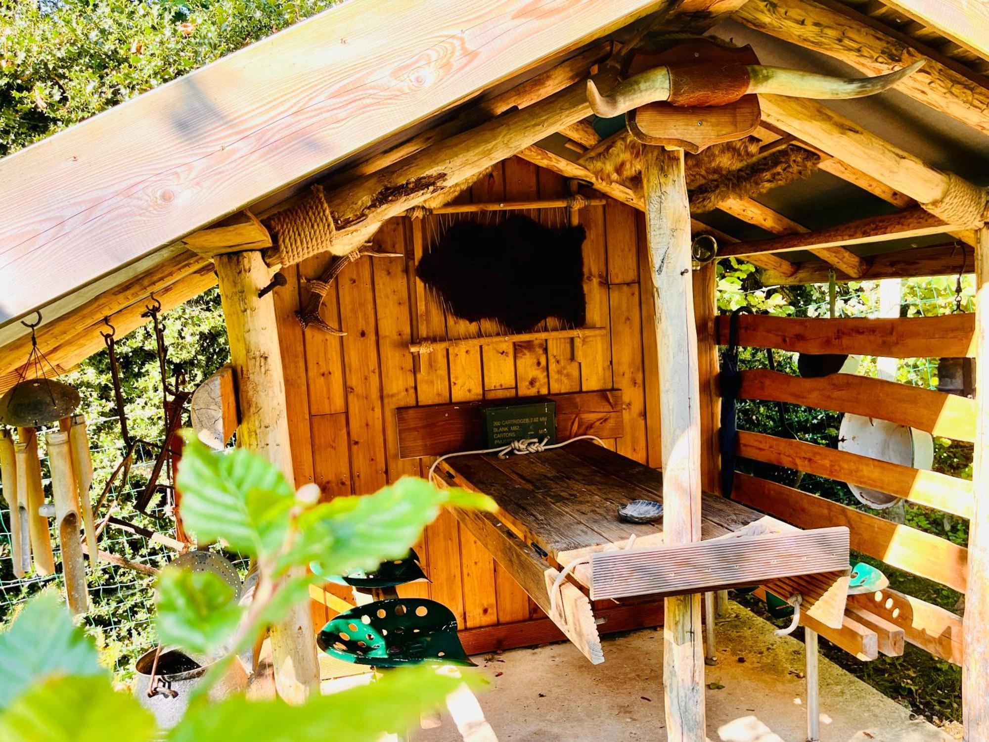 La Cabane Perchee Du Trappeur Écrainville Buitenkant foto