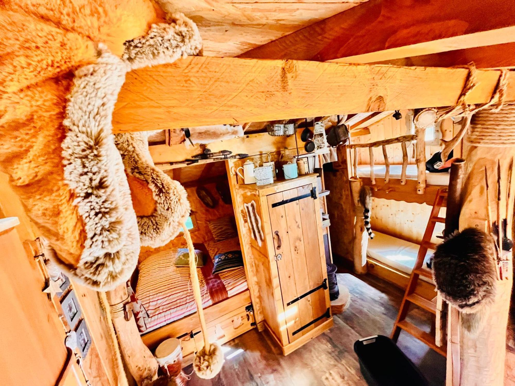 La Cabane Perchee Du Trappeur Écrainville Buitenkant foto