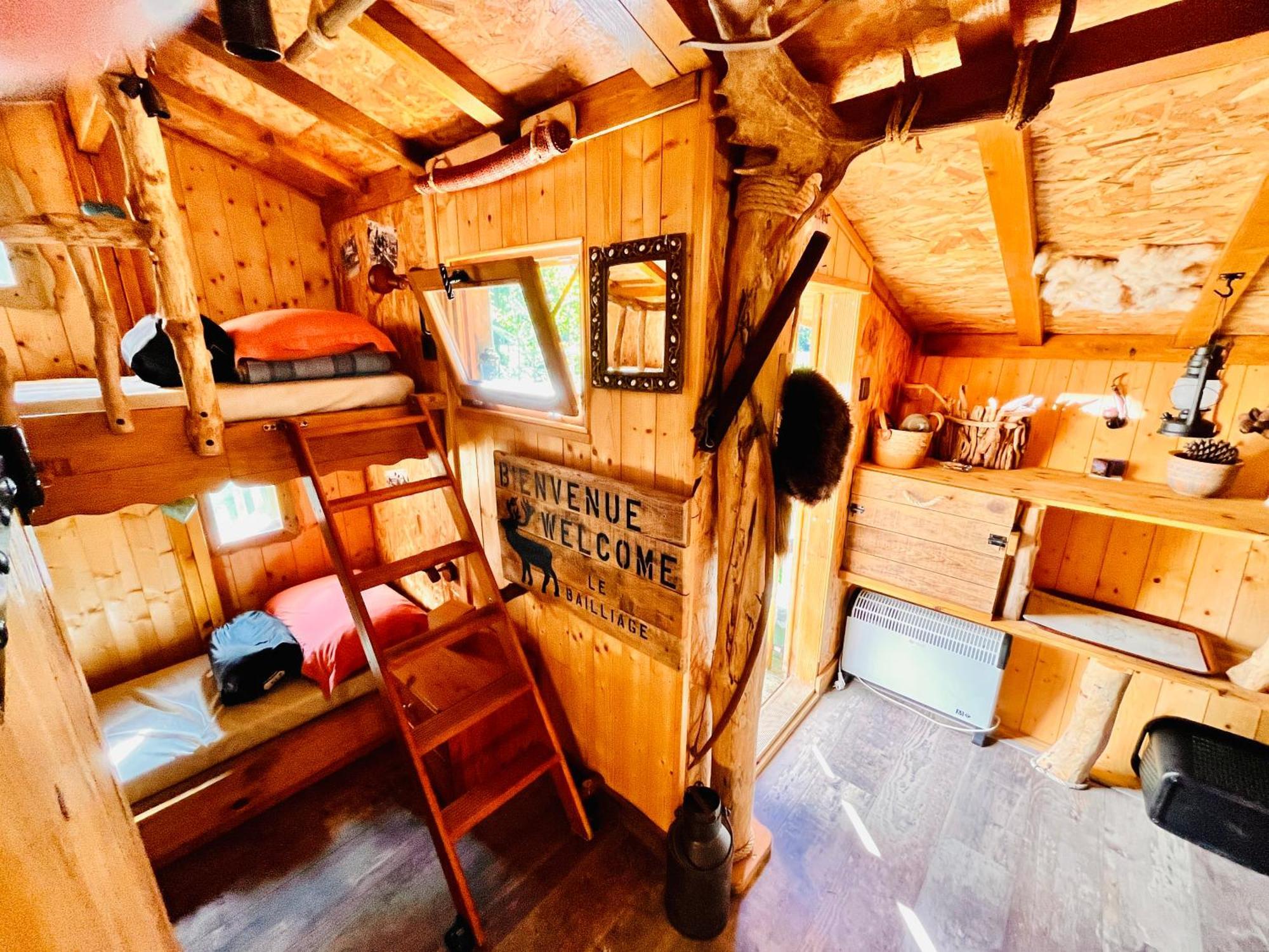 La Cabane Perchee Du Trappeur Écrainville Buitenkant foto