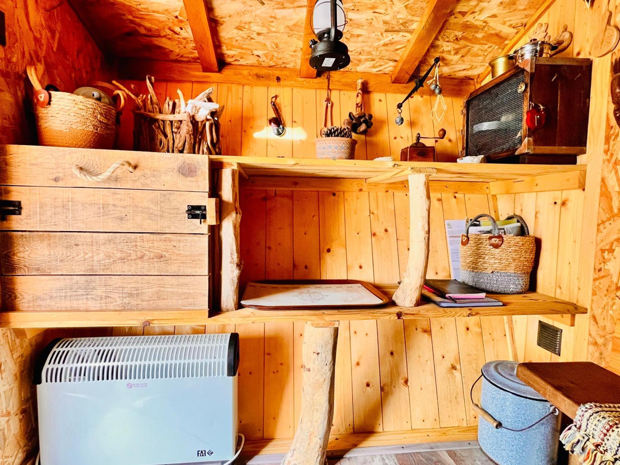 La Cabane Perchee Du Trappeur Écrainville Buitenkant foto